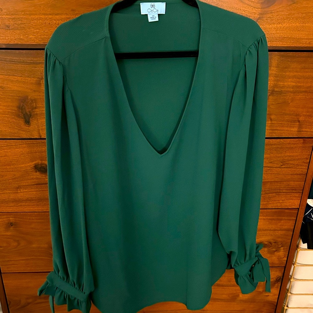 Cece 3x plus green blouse with bow tie on wrists